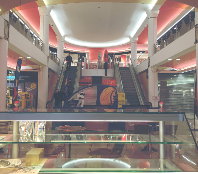 Encoffrements poteaux, Gallerie commerçante, Reims